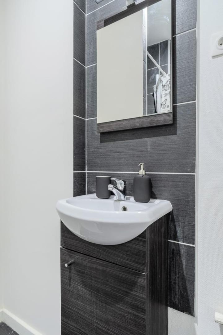 Beautiful Renovated Appart In The Center Of Lille Exterior foto